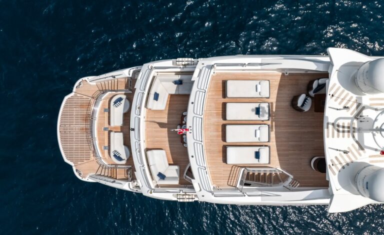 Sunseeker 131, photo 25