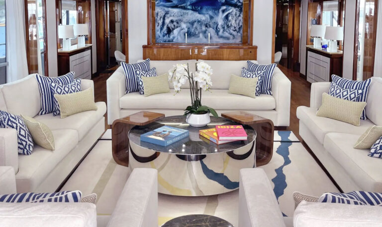 Sunseeker-131-for-sale-yachtsgreececom-tri-deck-motor-yacht-40m-main-deck-lounge