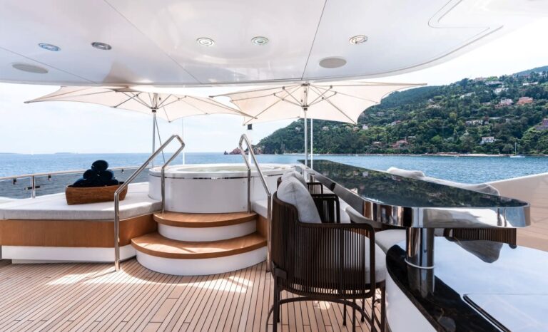 Sunseeker 131, photo 23
