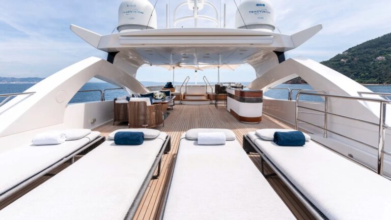 Sunseeker 131, photo 24