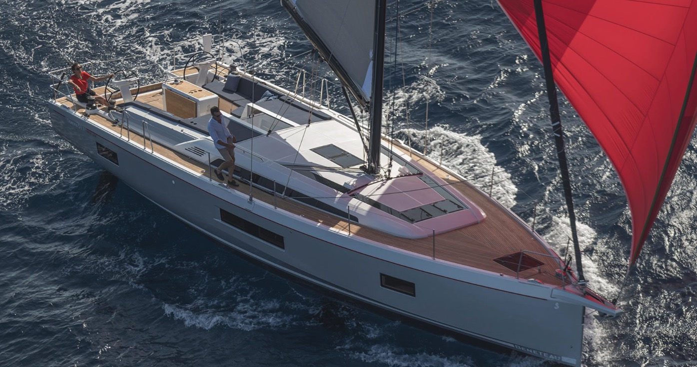 Beneteau Oceanis 51.1 for charter yachtsgreece luxury saling yacht