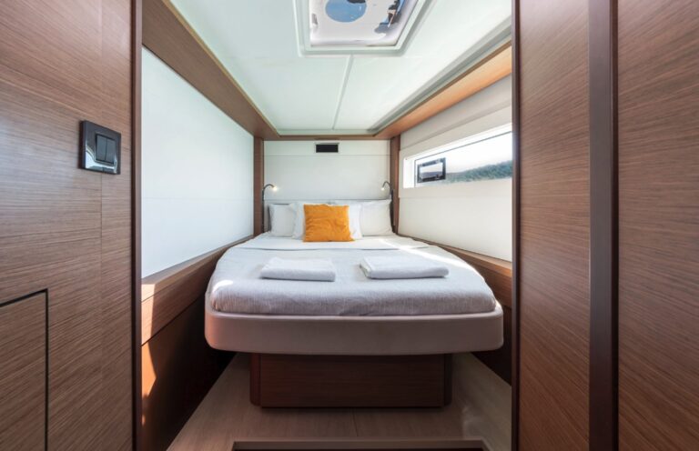 Lagoon 46, photo 19
