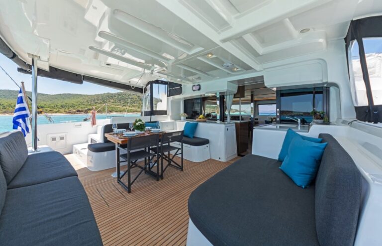 Lagoon 46, photo 9