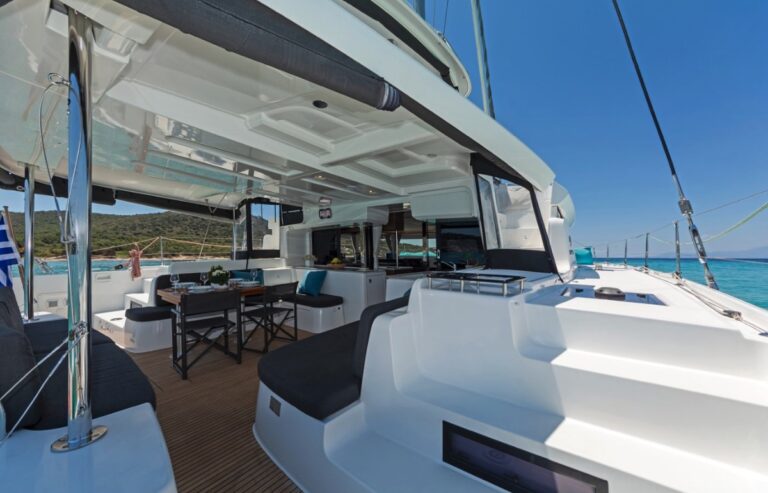 Lagoon 46, photo 11