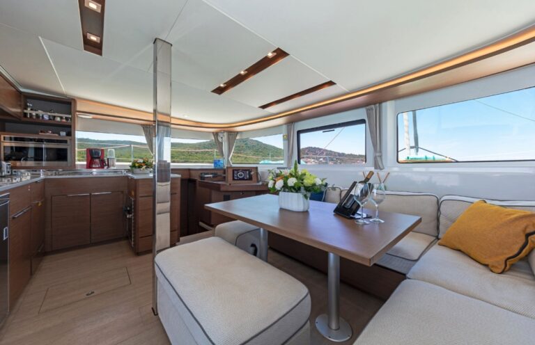 Lagoon 46, photo 15