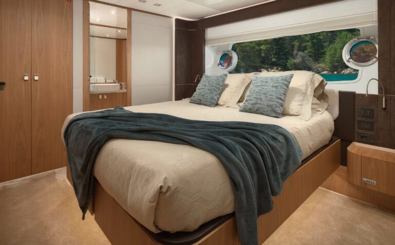 Ferretti 960, photo 15