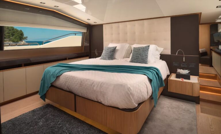 Ferretti 960, photo 8
