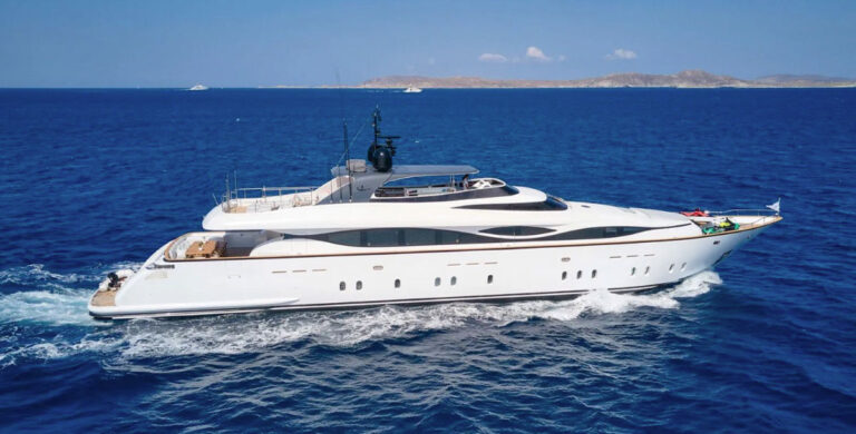 Maiora-40m-for-sale-yachtsgreececom-motor-yacht-cruising1