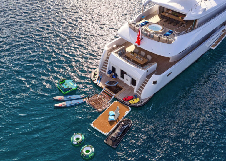 Mondomarine-40m-for-sale-yachtsgreece-motor-yacht-external2