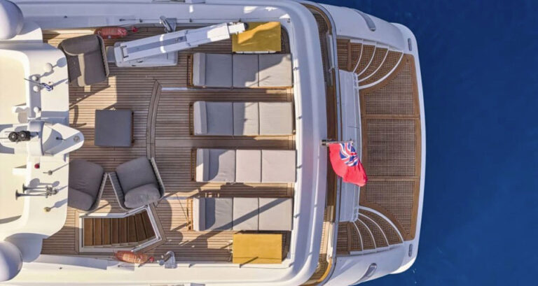 Sanlorenzo-26.75m-for-sale-yachtsgreece-motor-yacht-flybridge