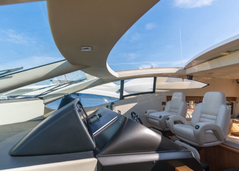Sunseeker Predator 64, photo 21